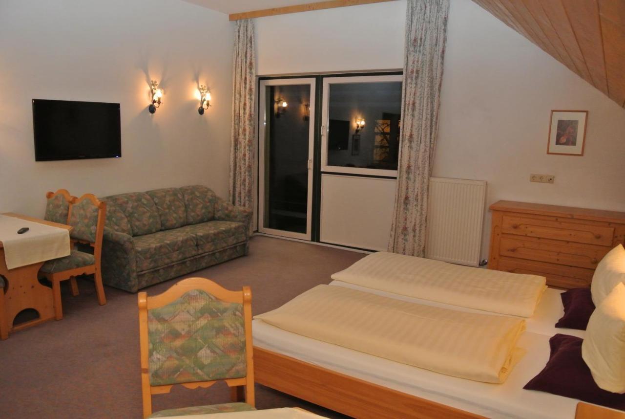 Hotel Gruberhof Innsbruck Igls B&B Szoba fotó